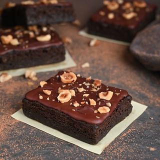6 Nutella Walnut Brownies