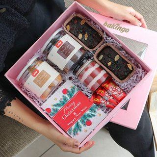 Christmas Desserts and Greetings Gift Hamper