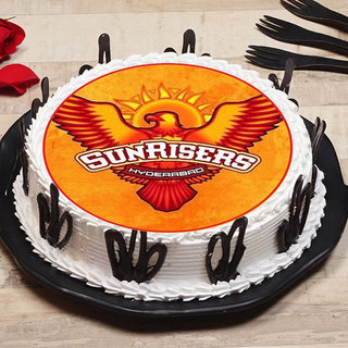 Top view of  SRH Poster Cake
