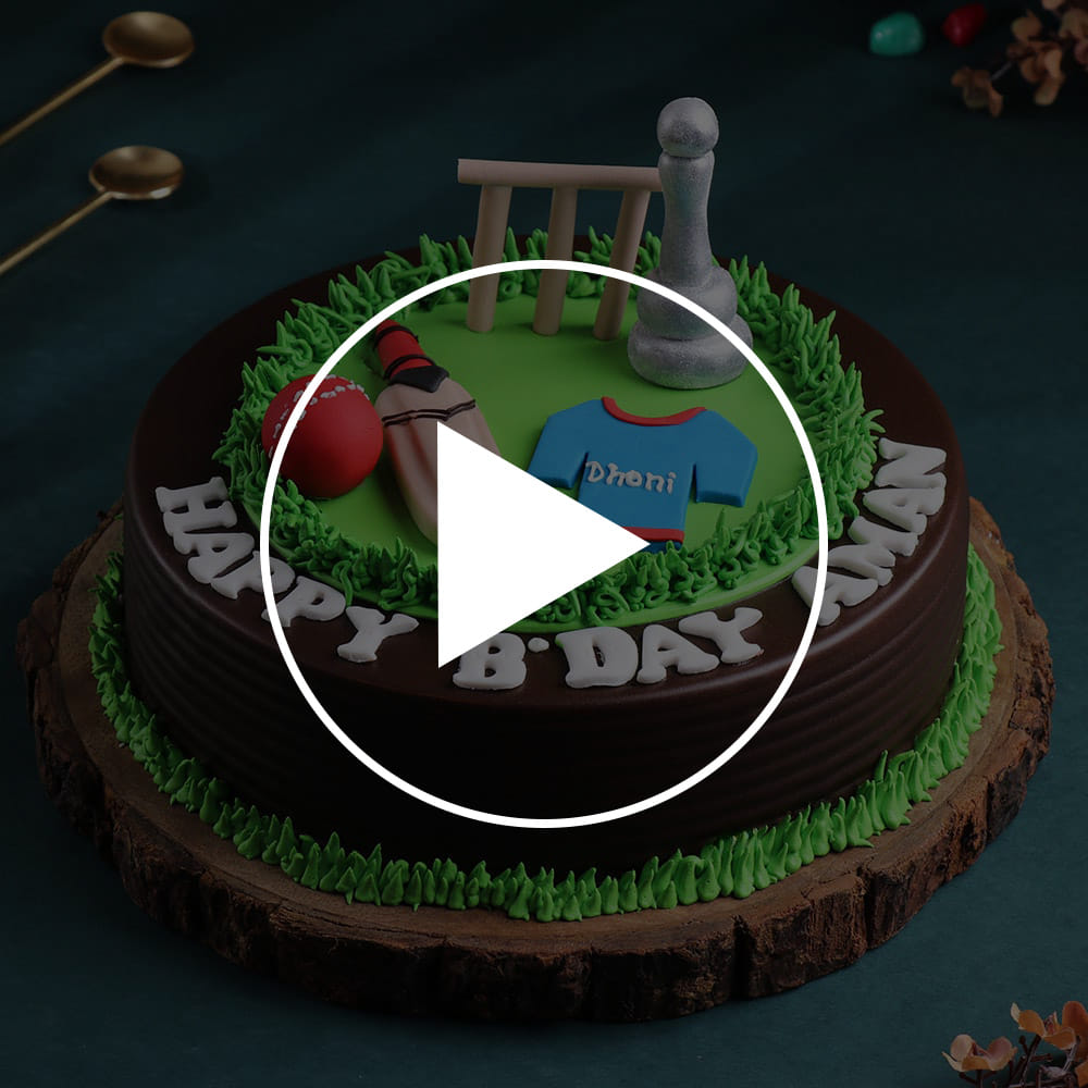 Cricket Theme Cake