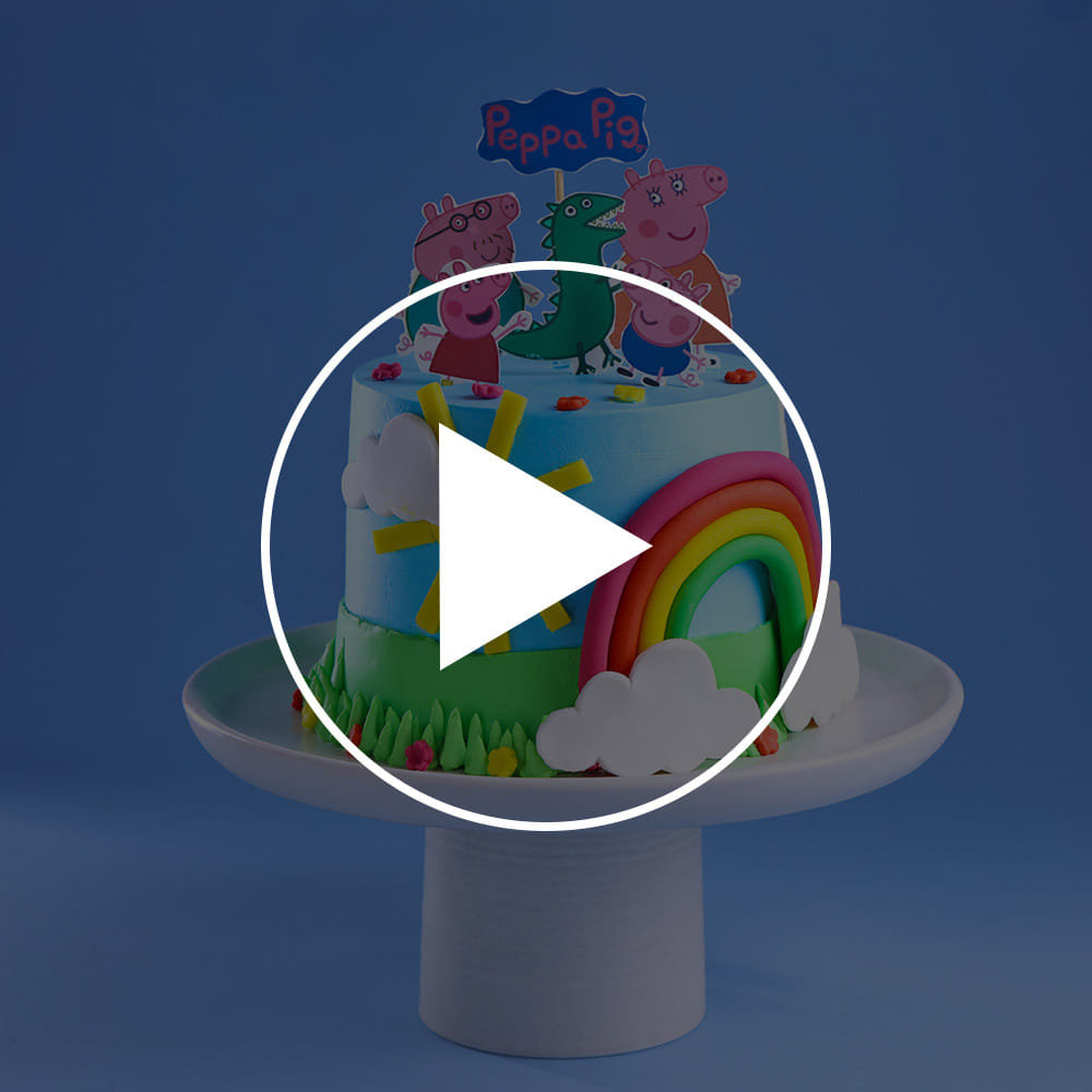 Playful Peppa And Family Theme Cake