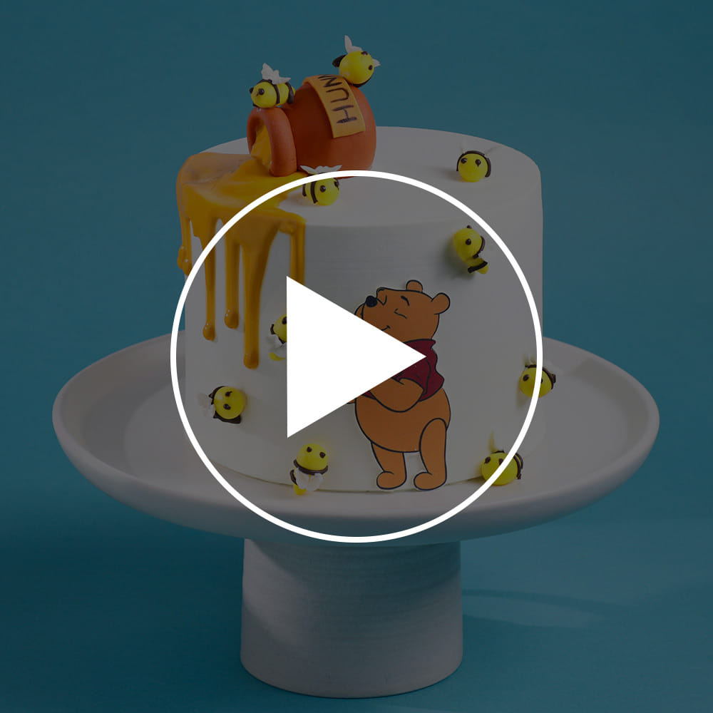 Buzzing Winnie The Pooh Cake