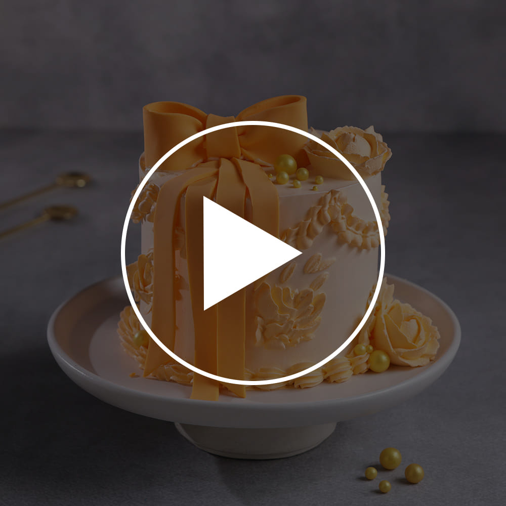 The Bow N Bloom Cake