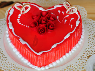 Zoomed View of Juicy Heart Shape Strawberry Cake